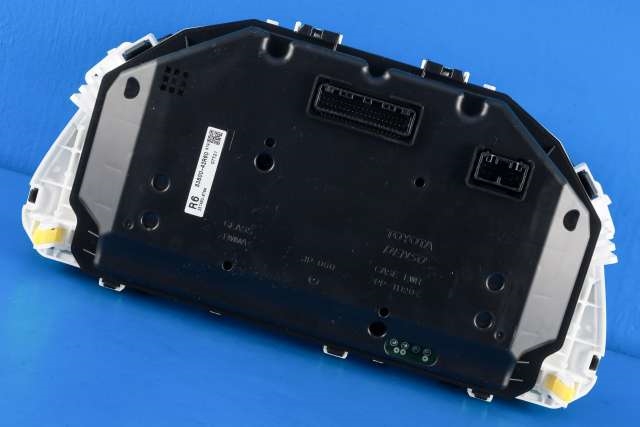 Instrumentpanel til Toyota RAV4 2016-2019 (Type IV, Fase 2)  (TOYOTA|83800-42R60|)