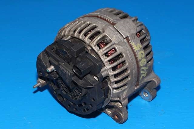 Dynamo til VW Golf VI 2008-2012 (BOSCH|0 124 525 201|03F 903 023 D. 14 VOLT - 140 AMP|)