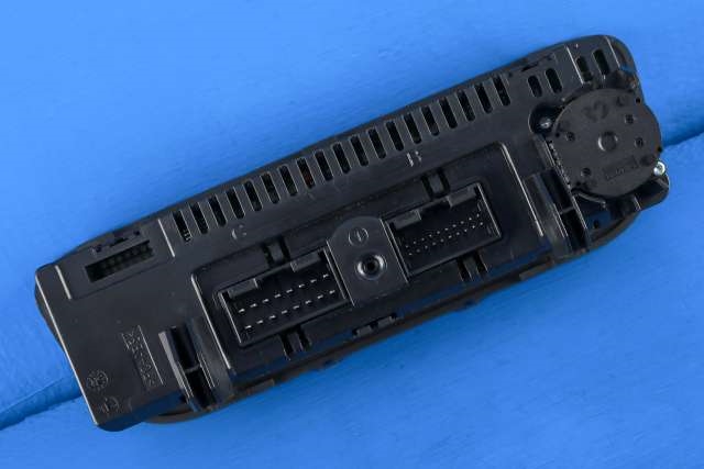 Varmeapparat betjening til VW Polo 2009-2014 (Type V, Fase 1) (VAG|6R0 907 044 D|)