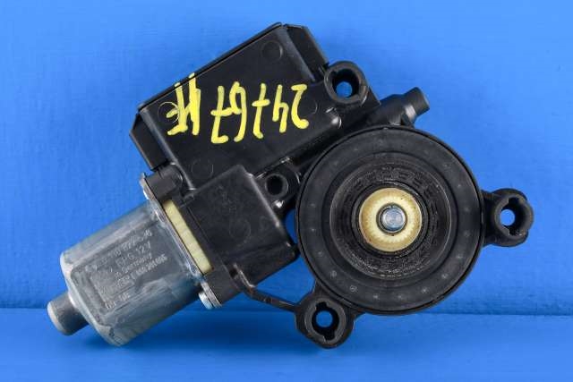 Ruteheis, kun motor, høyre foran til VW Polo 2009-2014 (Type V, Fase 1)  (BOSCH|0 130 822 530|6R0 959 802 K|)