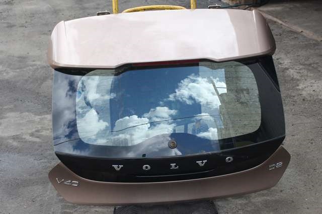 Bakluke combi til Volvo V40 2012-2019