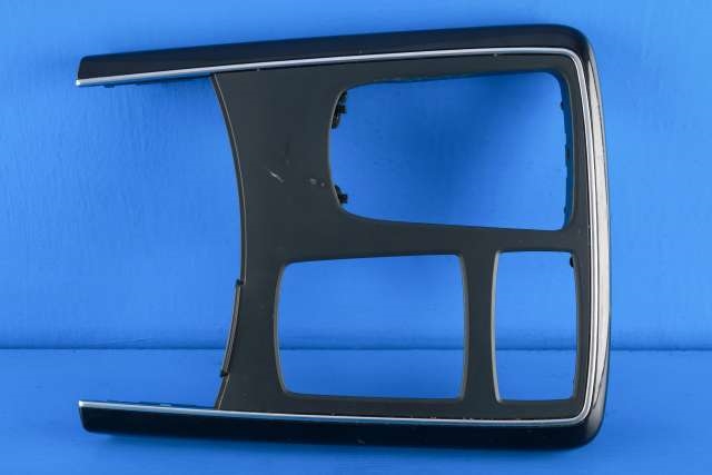 Dashbord diverse til Mercedes GLE 2015-2018 (Fase 2) (W166) (W166) (MERCEDES|A 166 680 25 17|)