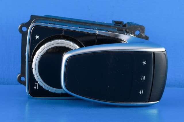 Bilstereo navigasjon betjeningspanel til Mercedes GLE, 2015-2018 (Fase 2) (W166) (W166) (MERCEDES|A 166 900 65 14)