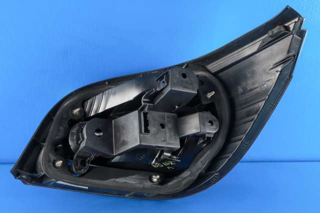 Baklykt venstre til BMW 5-Serie 2003-2010 (E60/E61) (E60/E61) (BMW|6 910 767|)
