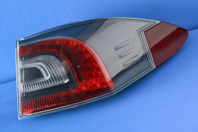 Baklykt høyre ytre til Tesla Model S 2013-2016 (Fase 1) (TESLA|6005921-00-C|)