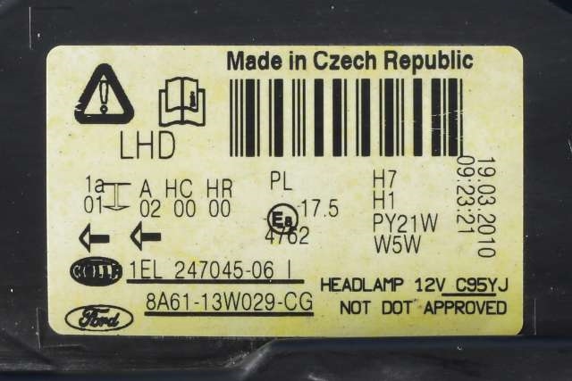 Frontlykt høyre halogen til Ford Fiesta 2008-2012 (Type VI, Fase 1)  (HELLA|1EL 247 045-06|8A61-13W029-CG|)