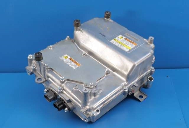 Inverter hybrid til Mitsubishi Outlander, 2012-2015 (Type III, Fase 1)  (MITSUBISHI|9410A081)