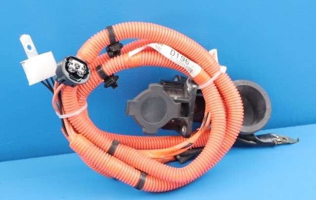 Batterilader inntak/luke til Mitsubishi Outlander 2012-2015 (Type III, Fase 1)  (MITSUBISHI|9499D196|)