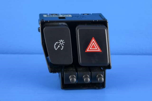 Bryter nødblink til Toyota Prius +7, 2012-2020 (Type III) (stasjonsvogn) (stasjonsvogn)