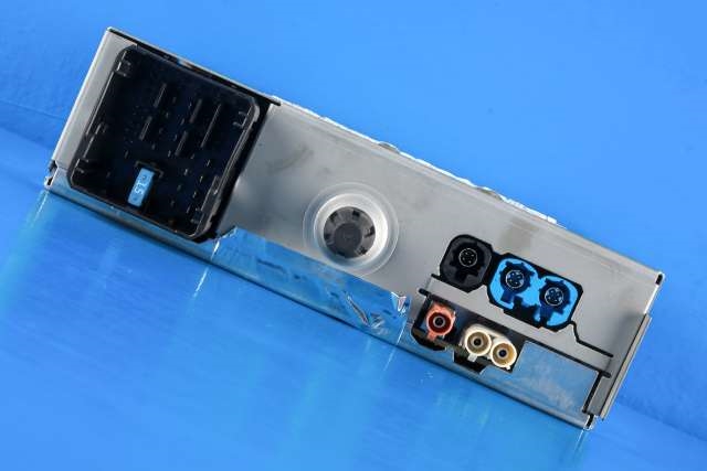 Bilstereo navigasjon til Peugeot Expert 2016-->> (Type III)  (PEUGEOT|98 335000 80|)