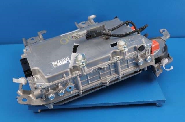 Batterilader (OBC - On Board Charger) til Toyota RAV4 2019-->> (Type V)  (TOYOTA|G9090-42060|)