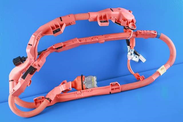 Kabel høy volt (HV) hybrid til Toyota Camry, 2019-->>  (TOYOTA|821H1-33020)