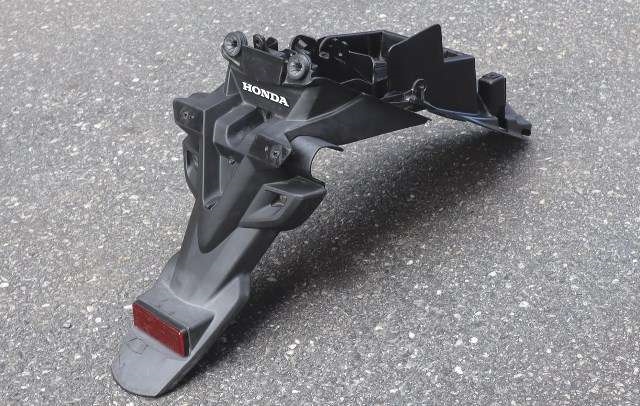 MC, Deksel, Bak til MC Honda CBF125 2008-2015  