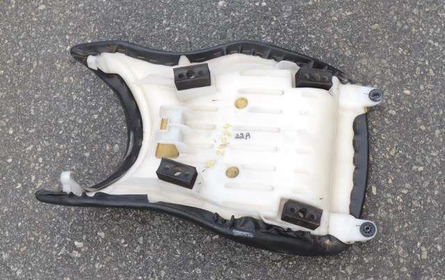 MC, Sal/sete, fremre til MC Honda CBF125 2008-2015  