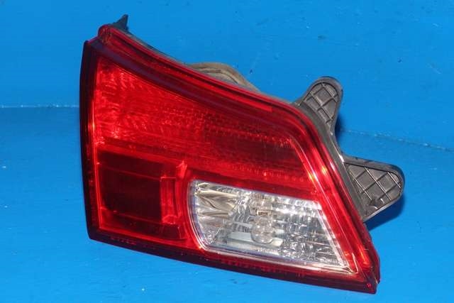 Baklykt venstre indre til Subaru Outback, 2009-2014 (Type IV)  