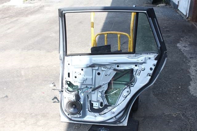 Dør høyre bak til Subaru Outback 2009-2014 (Type IV)  