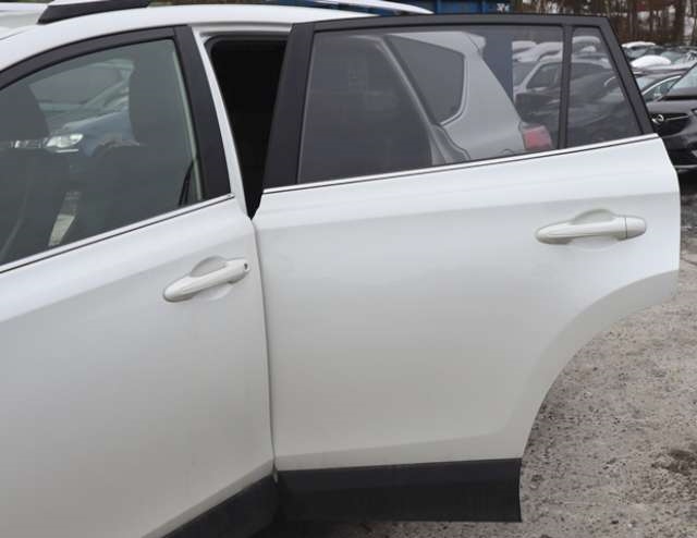 Dør venstre bak til Toyota RAV4, 2016-2019 (Type IV, Fase 2)  