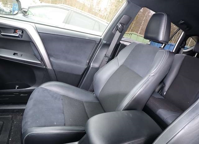 Sete foran høyre til Toyota RAV4, 2016-2019 (Type IV, Fase 2)  