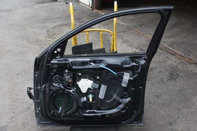 Dør høyre foran til Audi A4, Allroad 2009-2016 (Type I) (B8) (B8)