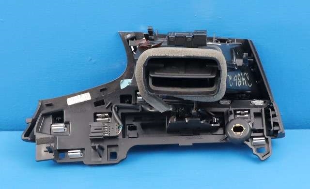 Dashbord friskluftdyse venstre til Audi Q7 2015-->> (Type II) (VAG|4M1 820 901 P|)