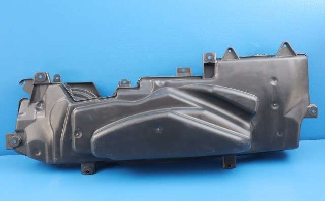 Bilstereo sub-woofer til Audi A6, Allroad 2008-2011 (Type II, Fase 2) (C6) (C6) (VAG|4F0 035 381 B|)