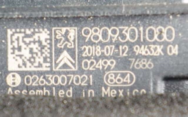 Parkeringskamera bak til Peugeot 3008 2016-->> (Type II) (PEUGEOT|98 093010 80|)