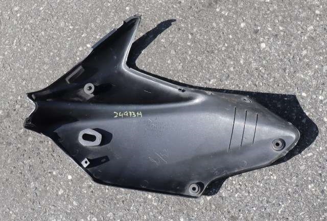 MC, Kåpe, høyre til MC Suzuki GSF 600 Bandit 1995-2004  