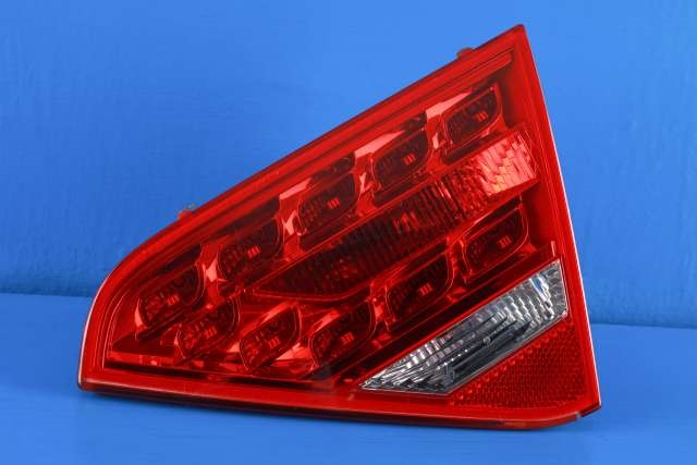 Baklykt høyre indre til Audi A5 2007-2016 (Type I) (VAG|8T0 945 094 A|)