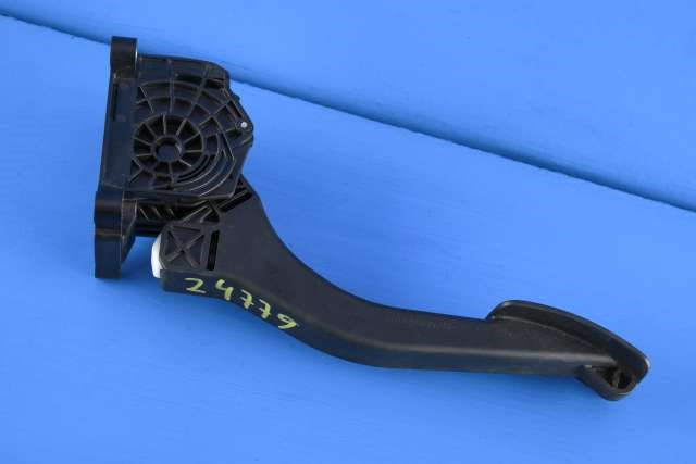 Pedal gass til Peugeot 308 2013-2021 (Type II)  (BOSCH|0 280 755 188|96 748291 80|)