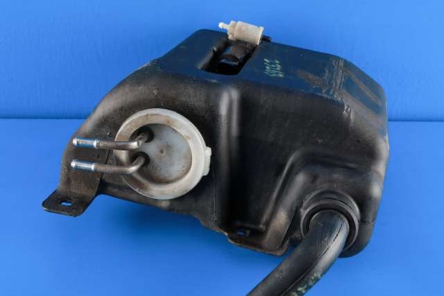 Spylertank foran til Mercedes Vito 2014-->> (W447) (W447)