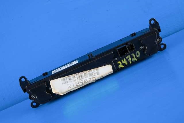Bryter nødblink til Mercedes ML 2005-2011 (W164) (W164) (MERCEDES|A 164 870 95 10|)