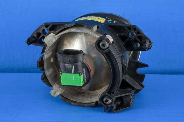 Tåkelykt høyre foran til Mercedes ML 2005-2011 (W164) (W164) (MERCEDES|A 251 820 08 56|)