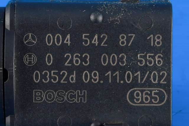 Parkeringssensor foran til Mercedes ML 2005-2011 (W164) (W164) (BOSCH|0 263 003 556|004 542 87 18|)