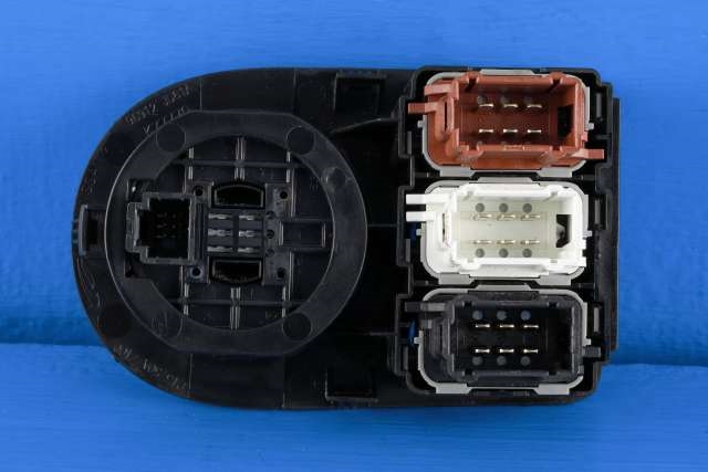 Bryter setevarme til Nissan Qashqai 2010-2014 (Type I, Fase 2)  