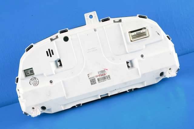 Instrumentpanel til Mitsubishi Outlander 2012-2015 (Type III, Fase 1)  (MITSUBISHI|8100B905|)