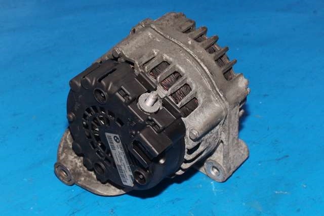 Dynamo diesel til BMW X1 2009-2015 (E84) (E84) (VALEO|FG18S019|7 802 261. 14 VOLT - 180 AMP|)