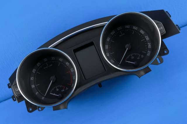 Instrumentpanel til Škoda Superb, 2008-2015 (Type II) (VAG|3T1 920 841 H)