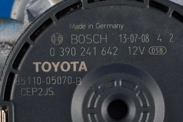 Viskermotor frontrute komplett m/overføring til Toyota Avensis 2009-2015 (Type III, Fase 1)  (BOSCH|0 390 241 642|85110-05070-B|)