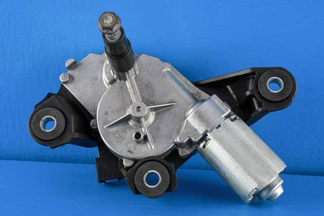 Viskermotor bakrute til Nissan Qashqai, 2007-2010 (Type I, Fase 1) (BOSCH|0 390 201 820)