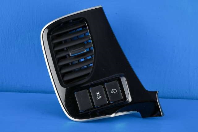 Dashbord friskluftdyse venstre til Mitsubishi Outlander 2015-->> (Type III, Fase 2)
