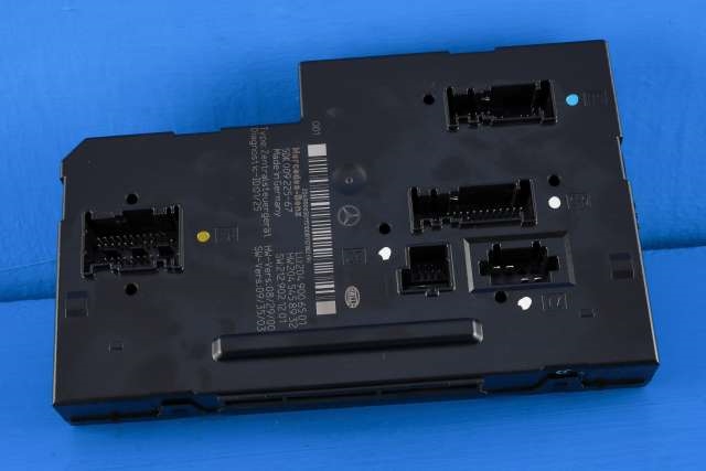 Styreenhet (SAM - Signal Acquisition Module) til Mercedes GLK, 2008-2015 (X204) (X204) (HELLA|5DK 009 225-67)