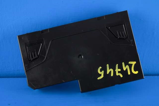 Styreenhet (SAM - Signal Acquisition Module) til Mercedes GLK 2008-2015 (X204) (X204) (HELLA|5DK 009 225-67|204 900 65 01|)