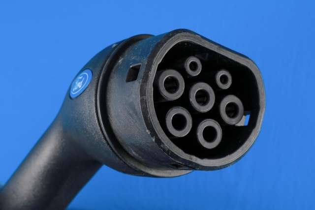 Batterilader kabel til Ford Kuga 2019-->> (Type III)  (FORD|LX68-10C763-CE|)