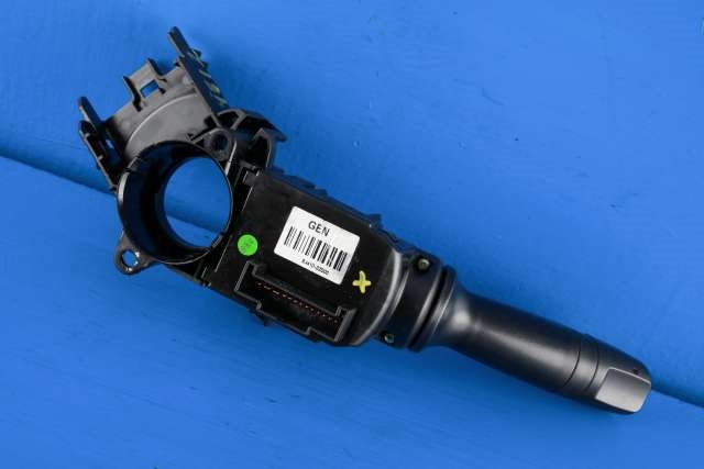 Bryter blink til Hyundai i40 2012-2017  (HYUNDAI|93410-3Z000|)