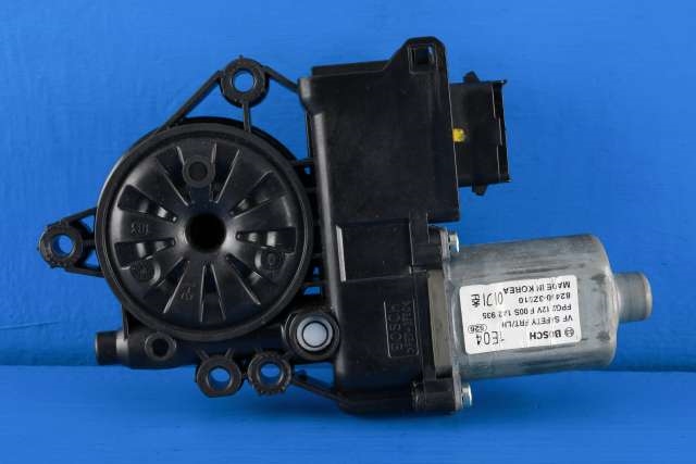 Ruteheis, kun motor, venstre foran til Hyundai i40, 2012-2017 (HYUNDAI|82450-3Z010)