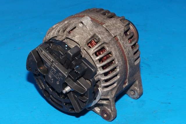 Dynamo diesel til Nissan Qashqai 2007-2010 (Type I, Fase 1)  (BOSCH|0 124 525 140|8200 728292-A. 14 VOLT - 150 AMP|)