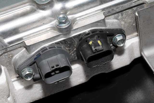 Inverter hybrid til Mitsubishi Outlander 2015-->> (Type III, Fase 2) (MITSUBISHI|9410A130|)