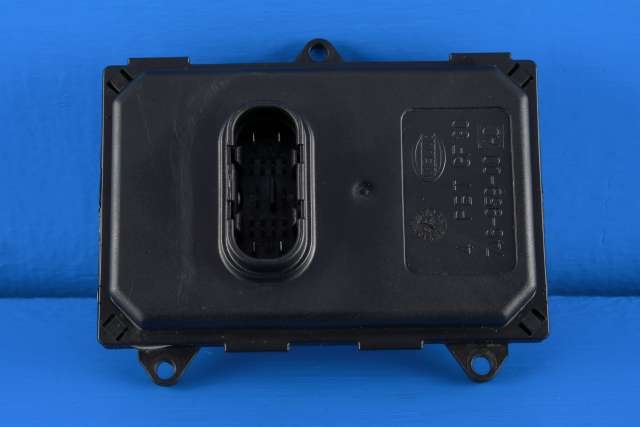 Styreenhet lys (LCM - Light Control Module) til Škoda Superb, 2008-2015 (Type II)  (HELLA|5DF 009 368-15)