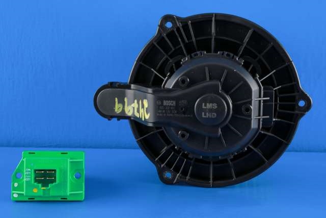 Varmeapparat motor til Tesla Model S 2013-2016 (Fase 1) (BOSCH|F 00S 3B2 441|)