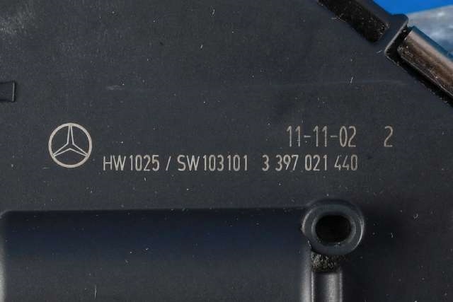 Viskermotor frontrute komplett m/overføring til Mercedes C-Klasse 2011-2014 (Fase 2) (W204) (W204) (MERCEDES|A 204 820 10 40|)